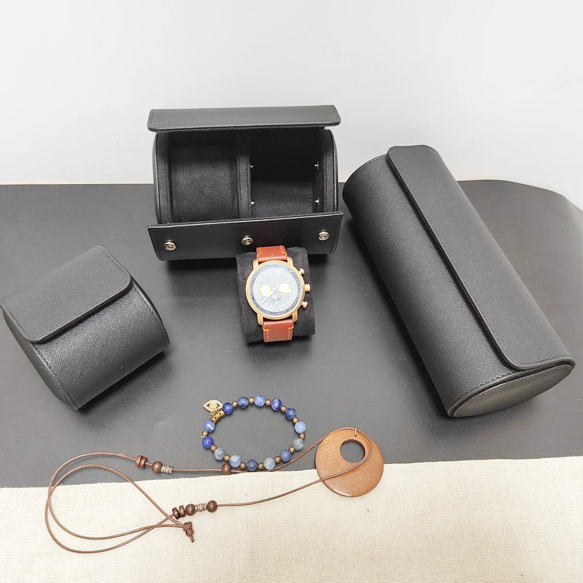 1/2/3 Slots Watch Roll Travel  - огляд і ціна Watch Travel Roll Case 3 Slots Leather